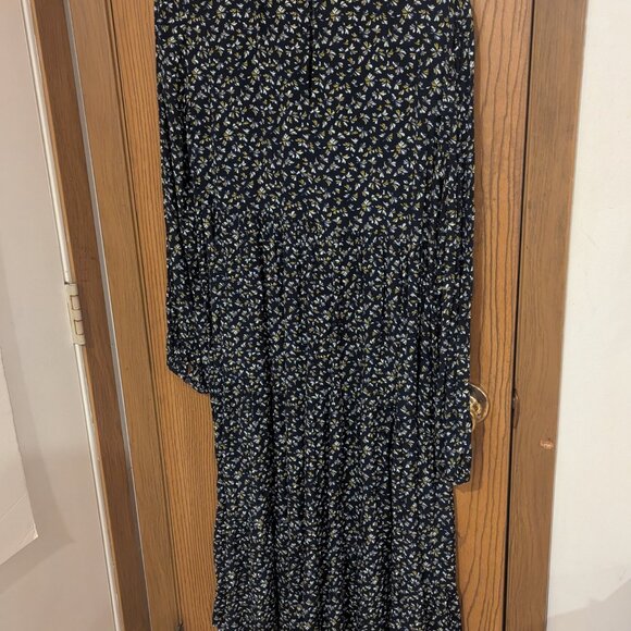 Loft Women's Navy Tiered Dress with Decorative Pattern-Size Small - Picture 4 of 5